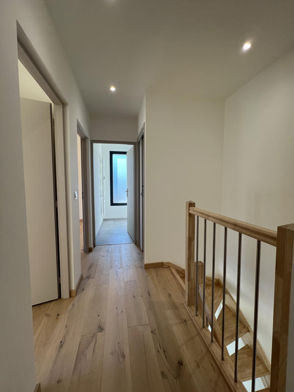 Maison - 145 m² - 5 pièces