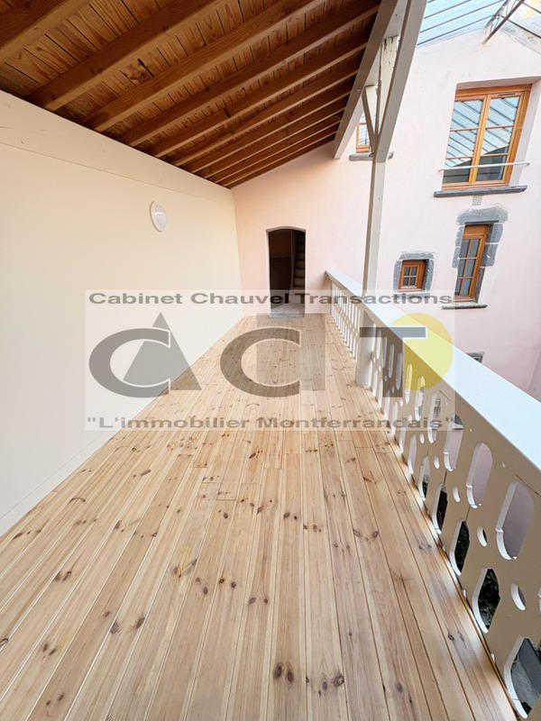 Duplex - 65 m² - 3 pièces