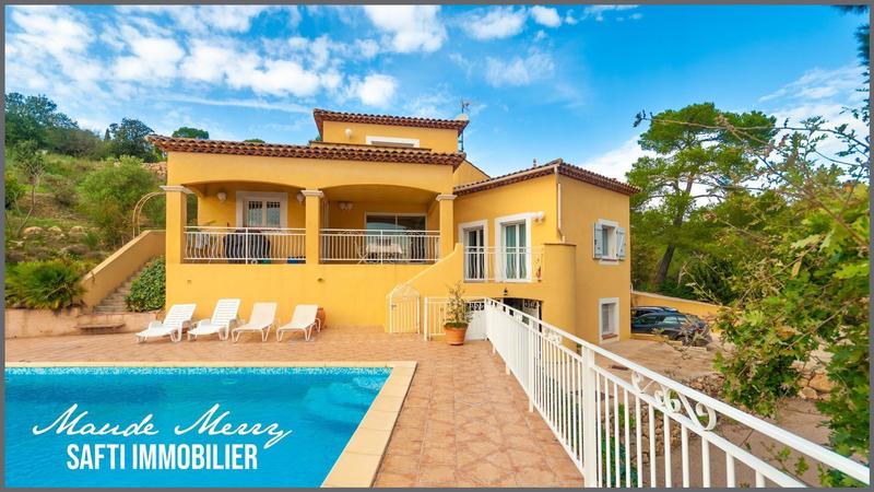 Villa - 177 m² - 7 pièces