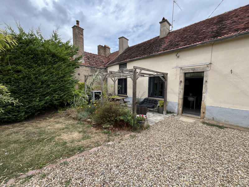 Maison de village - 96 m² - 5 pièces