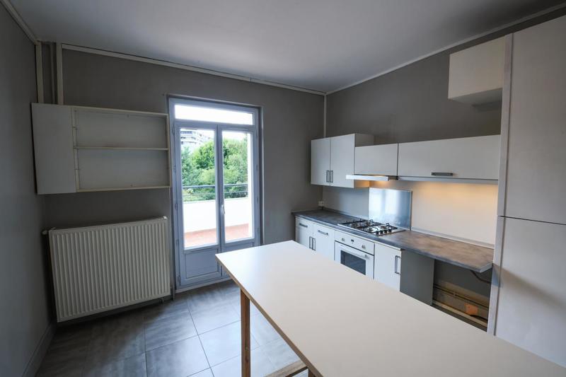 Appartement - 79 m² - 3 pièces