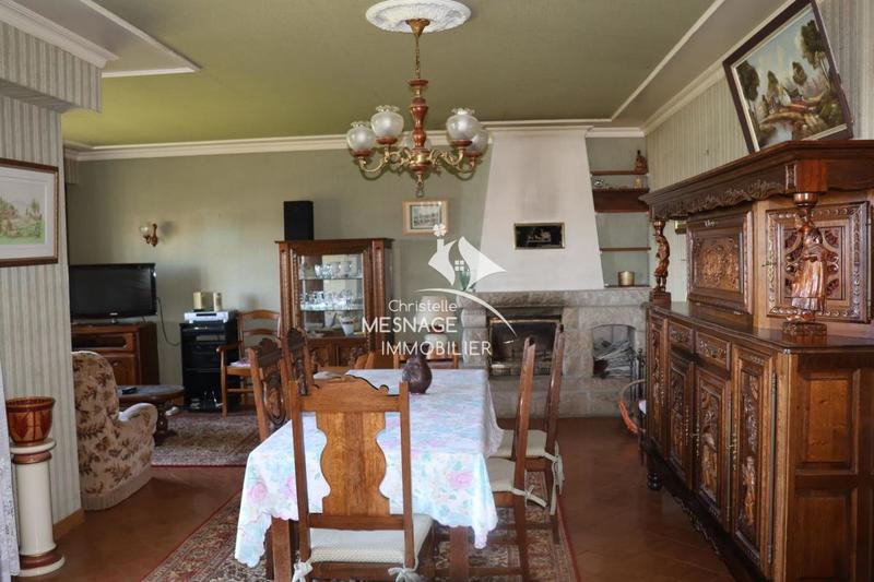 Maison - 134 m² - 8 pièces