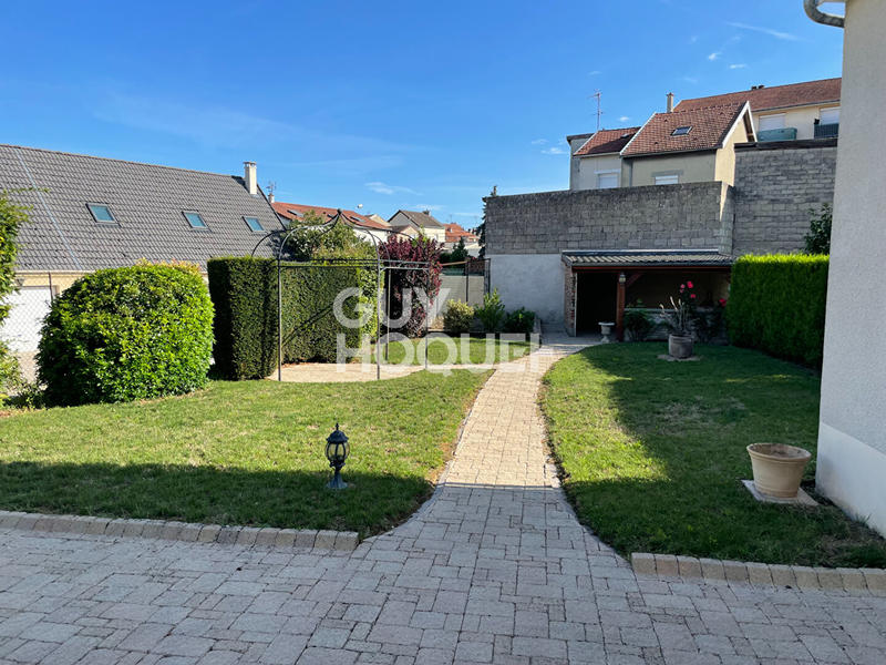 Maison - 115 m² - 6 pièces