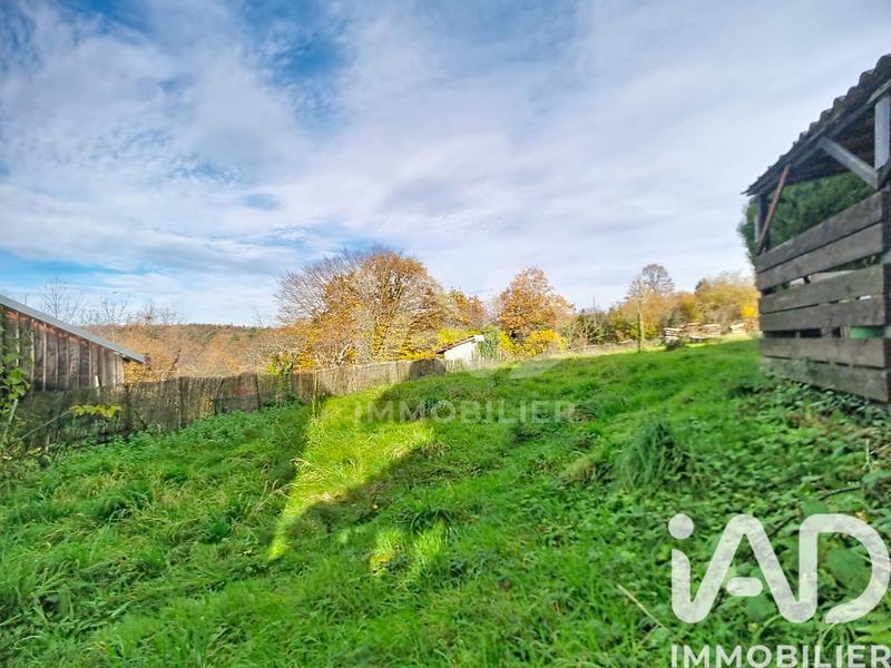 Maison - 99 m² - 5 pièces