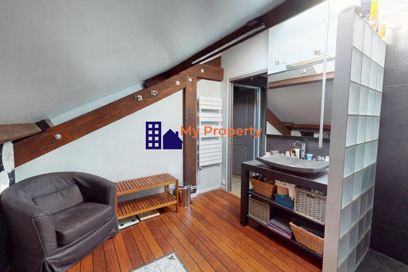 Maison traditionnelle - 127 m² - 7 pièces