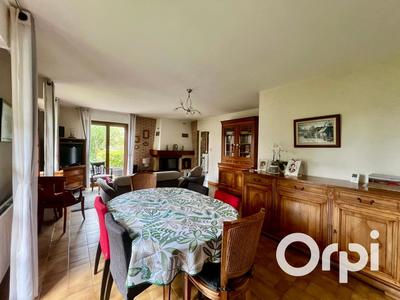 Maison - 123 m² - 5 pièces