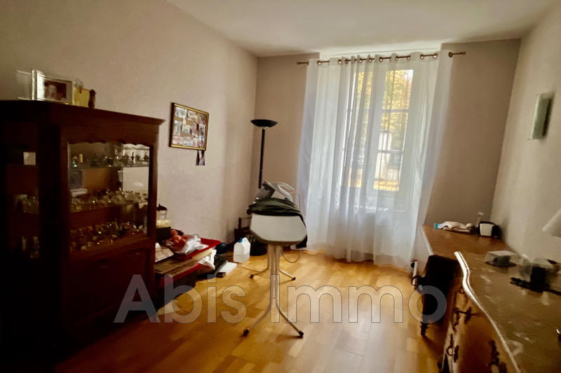 Maison - 143 m² - 6 pièces