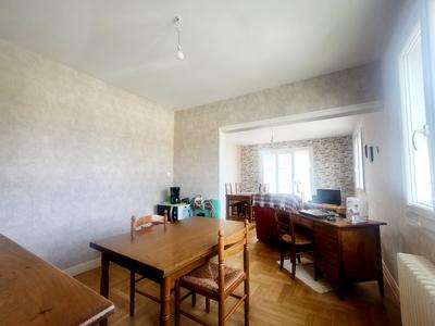 Maison - 114 m² - 5 pièces