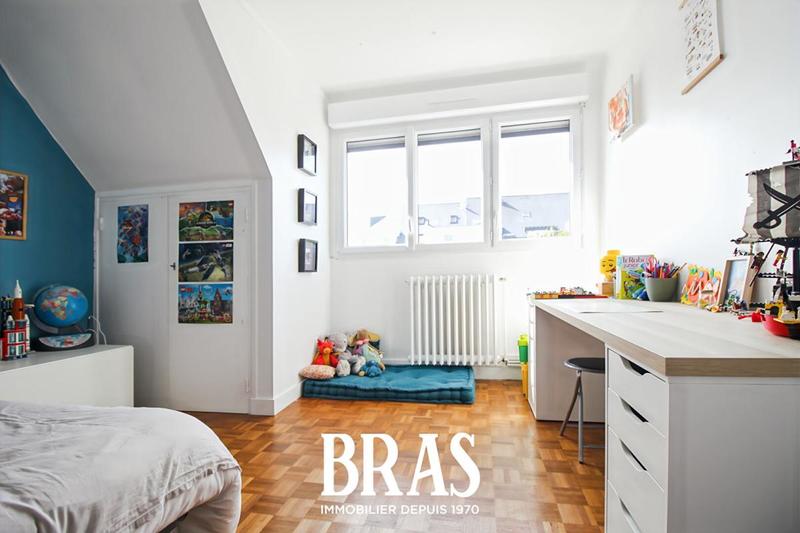 Maison - 142 m² - 7 pièces