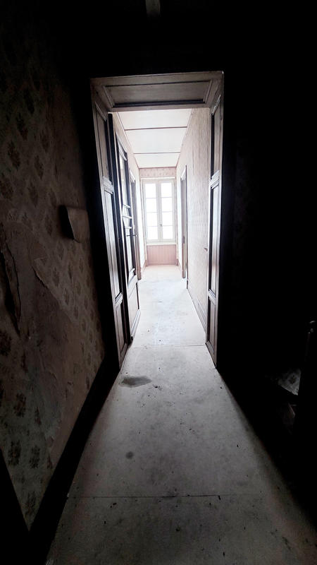 Maison - 180 m² - 7 pièces