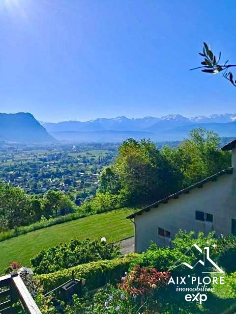 Appartement - 120 m² - 5 pièces