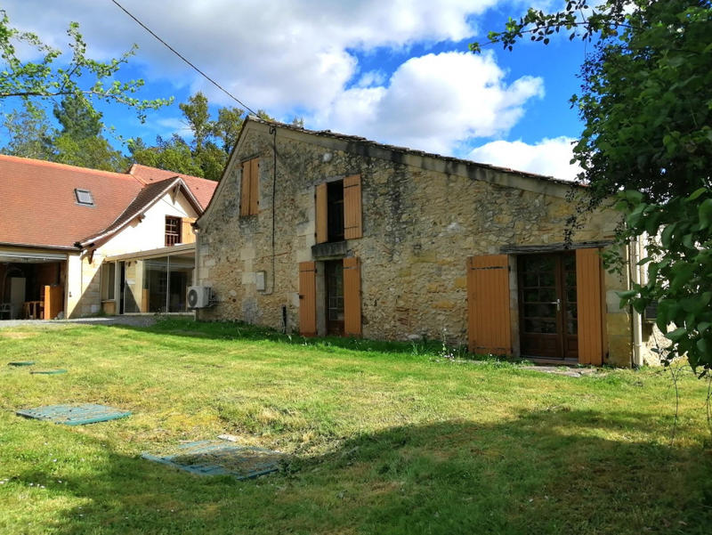 Maison - 190 m² - 8 pièces