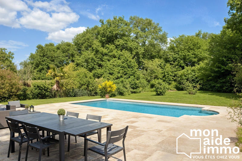 Maison - 160 m² - 6 pièces