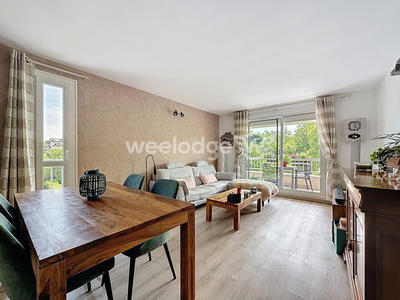 Appartement - 79 m² - 4 pièces