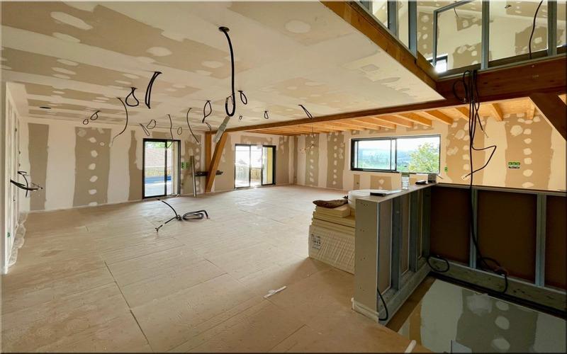 Maison en pierre - 341 m² - 12 pièces