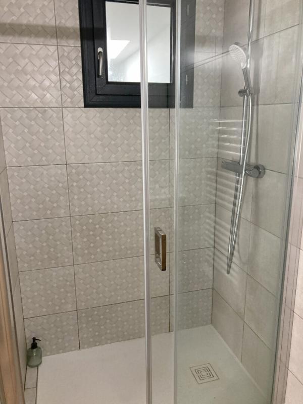 Appartement - 94 m² - 4 pièces