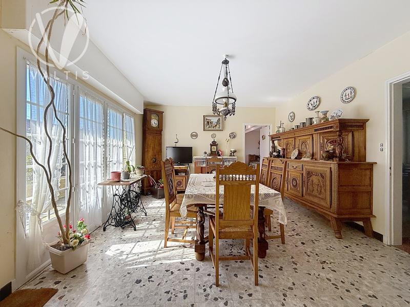 Maison ancienne - 184 m² - 10 pièces