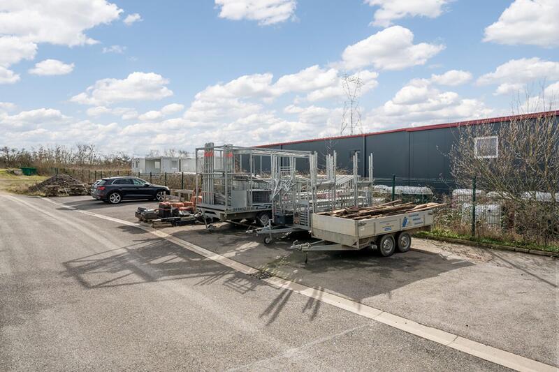 Bureau - 140 m² - 5 pièces