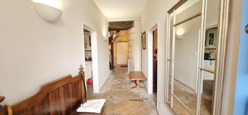 Demeure - 166 m² - 8 pièces