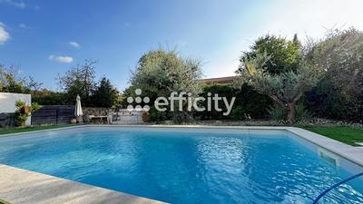 Maison - 147 m² - 5 pièces