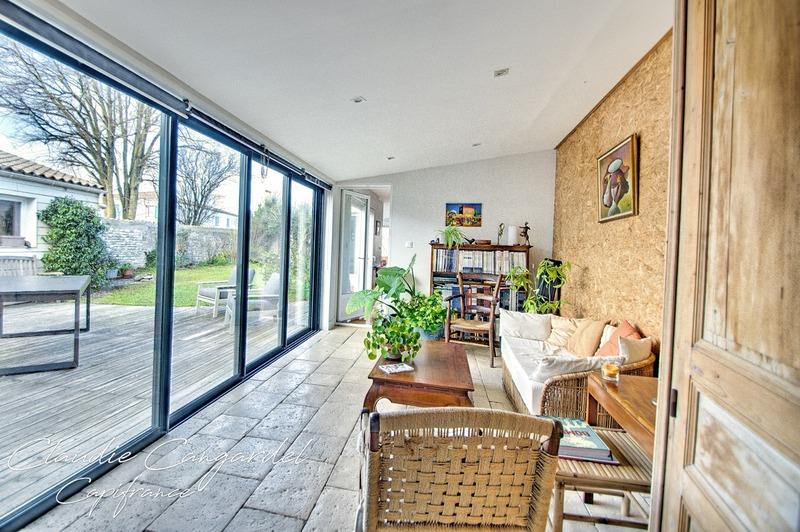 Maison - 182 m² - 6 pièces