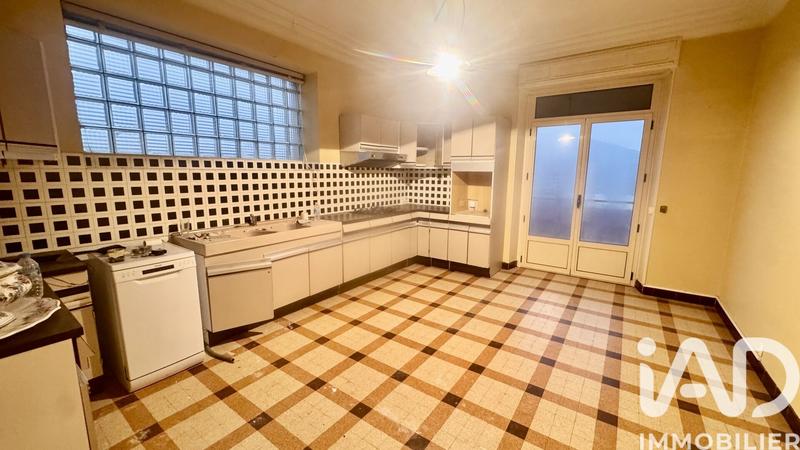 Maison de maîtres - 402 m² - 13 pièces