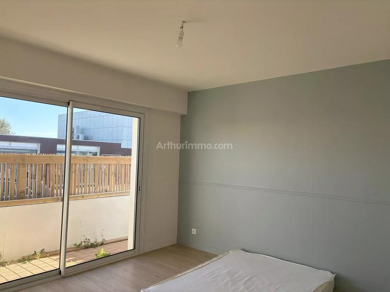 Appartement - 80 m² - 3 pièces