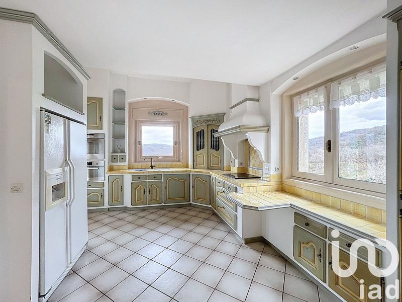 Maison - 147 m² - 5 pièces