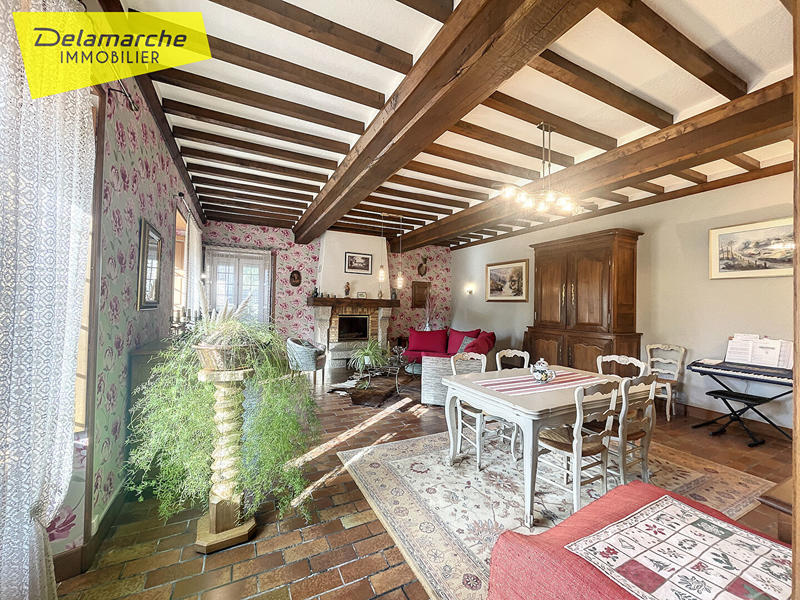 Maison - 231 m² - 7 pièces