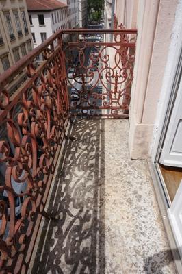 Appartement - 72 m² - 2 pièces