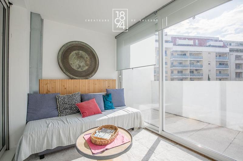 Appartement - 80 m² - 3 pièces