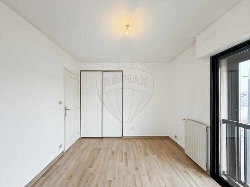 Duplex - 93 m² - 4 pièces