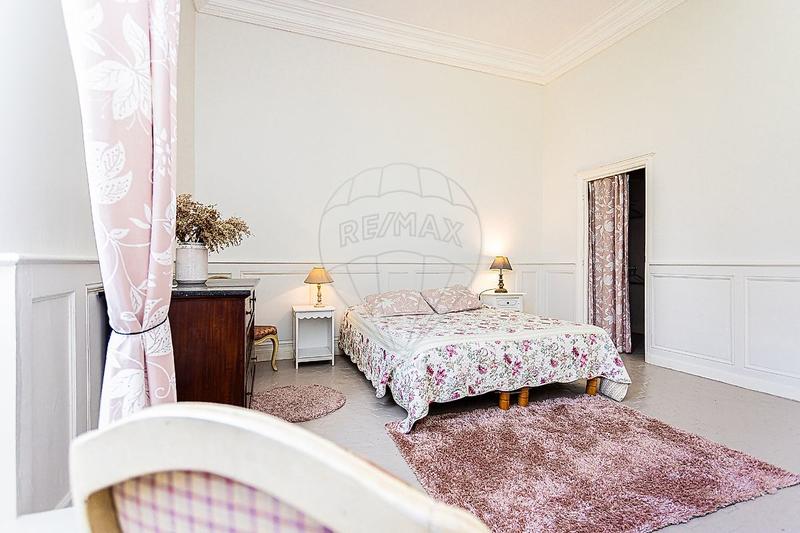 Château - 388 m² - 15 pièces