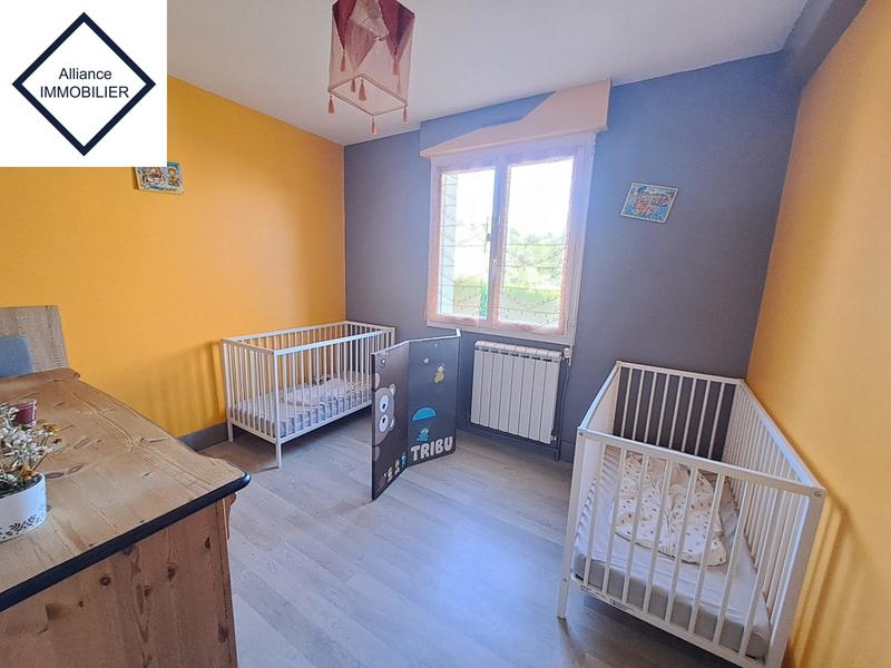 Maison - 137 m² - 9 pièces