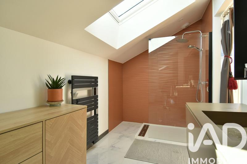 Maison de ville - 250 m² - 4 pièces