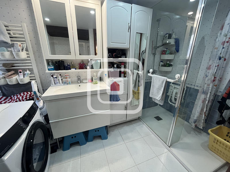 Maison - 141 m² - 6 pièces