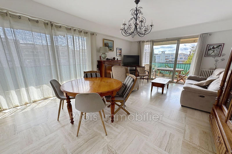 Appartement - 75 m² - 3 pièces