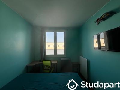 Chambre - 12 m² - 1 pièce