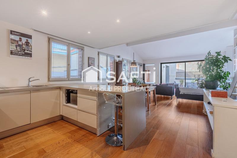 Appartement - 145 m² - 6 pièces