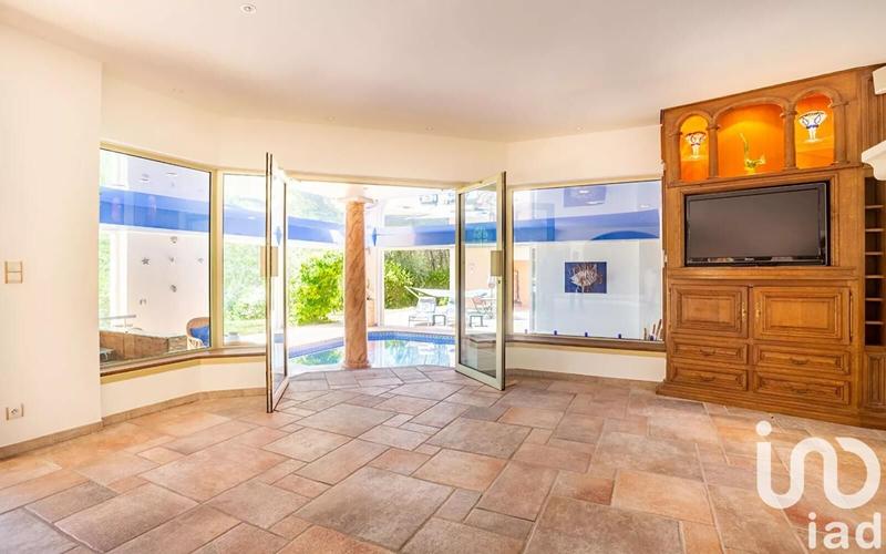 Maison de campagne - 240 m² - 5 pièces