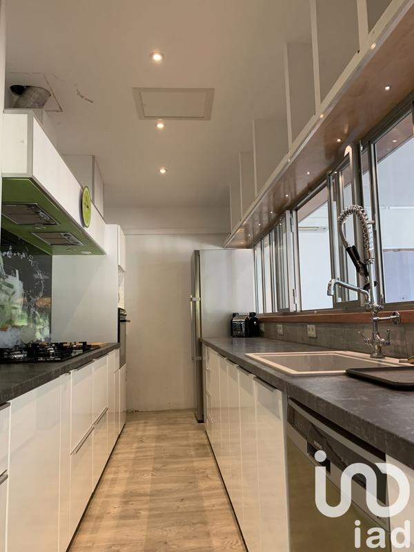 Maison - 370 m² - 10 pièces