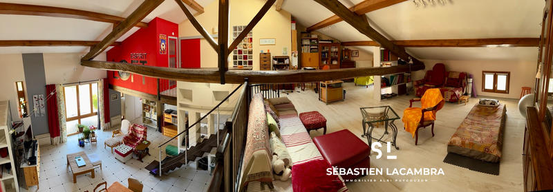 Maison de village - 178 m² - 8 pièces