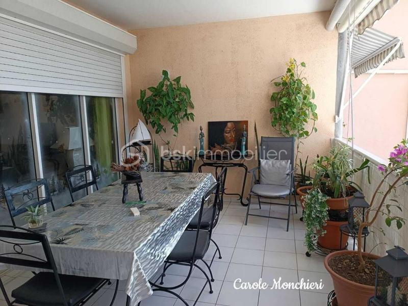 Appartement - 65 m² - 3 pièces