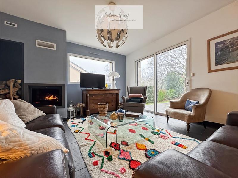 Maison - 177 m² - 9 pièces