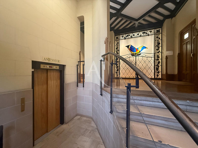 Appartement - 156 m² - 5 pièces