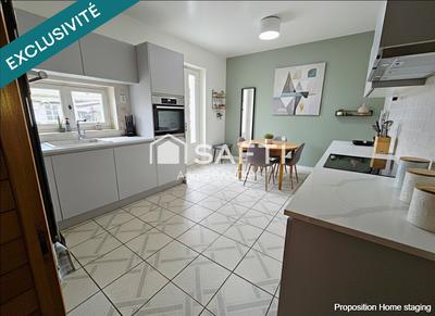 Maison - 159 m² - 8 pièces