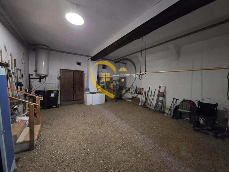 Maison - 180 m² - 5 pièces