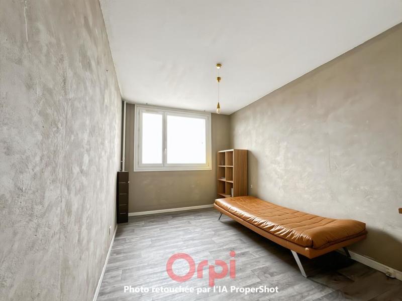 Appartement - 81 m² - 4 pièces