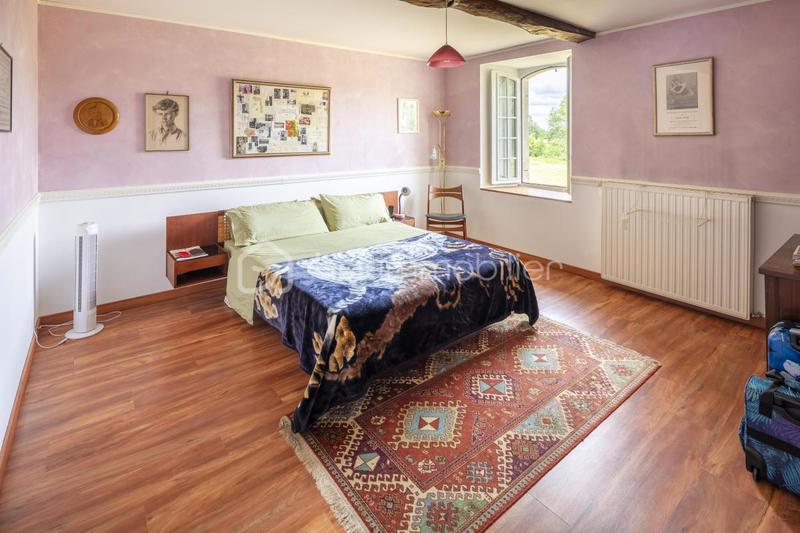 Maison - 400 m² - 10 pièces