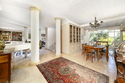 Villa - 270 m² - 7 pièces